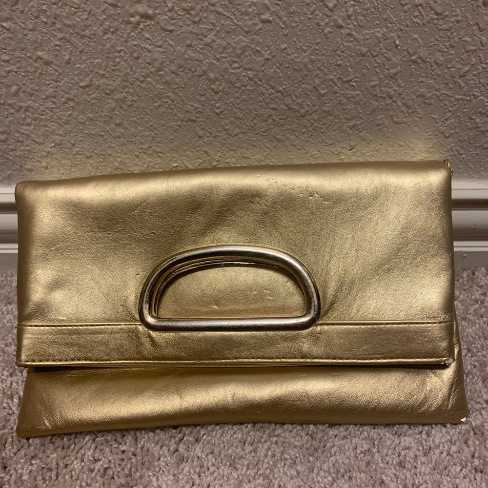 Gold clutch